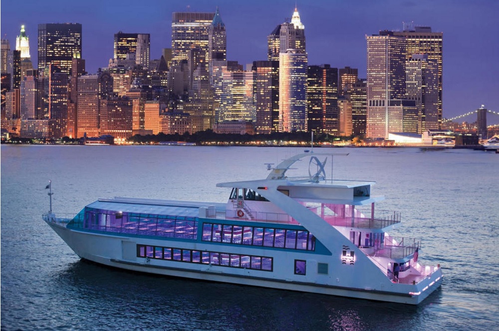 Hornblower Hybrid Yacht - Pier 40